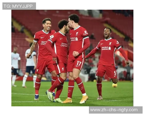 西汉姆联边锋库杜斯即将转会加盟托特纳姆热刺队助力新赛季